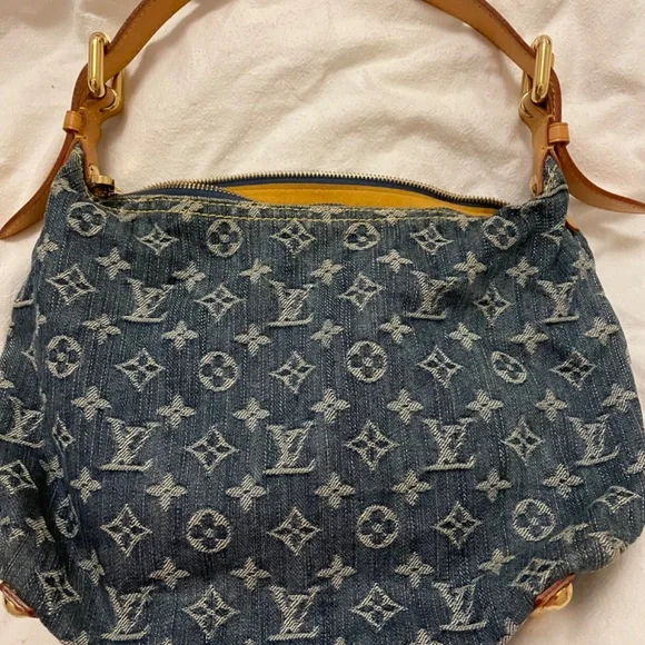 Louis Vuitton Monogram Denim Baggy - Picture 7 of 12